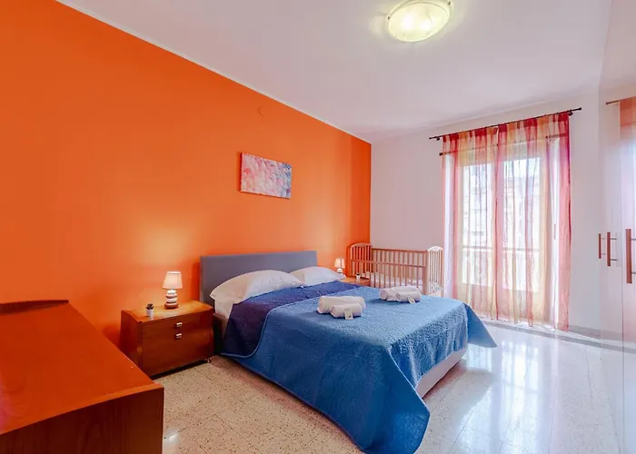 Guesthost - Family Nest Turin