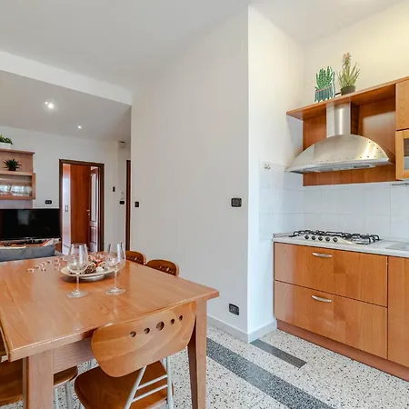 Guesthost - Family Nest * Torino