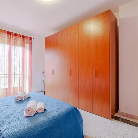 Guesthost - Family Nest * Turin