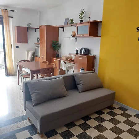 Guesthost - Family Nest Lejlighed Torino