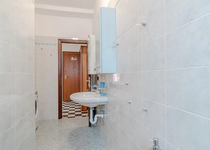 Guesthost - Family Nest Appartement Turin